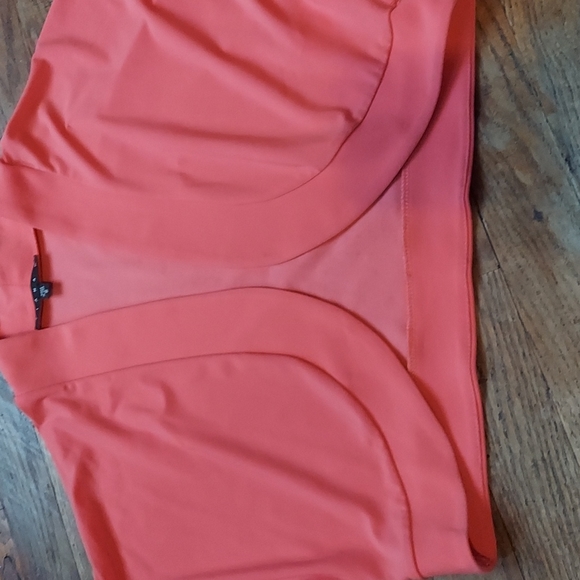 9 for $10 M&M Cropped cardigan - Picture 7 of 7